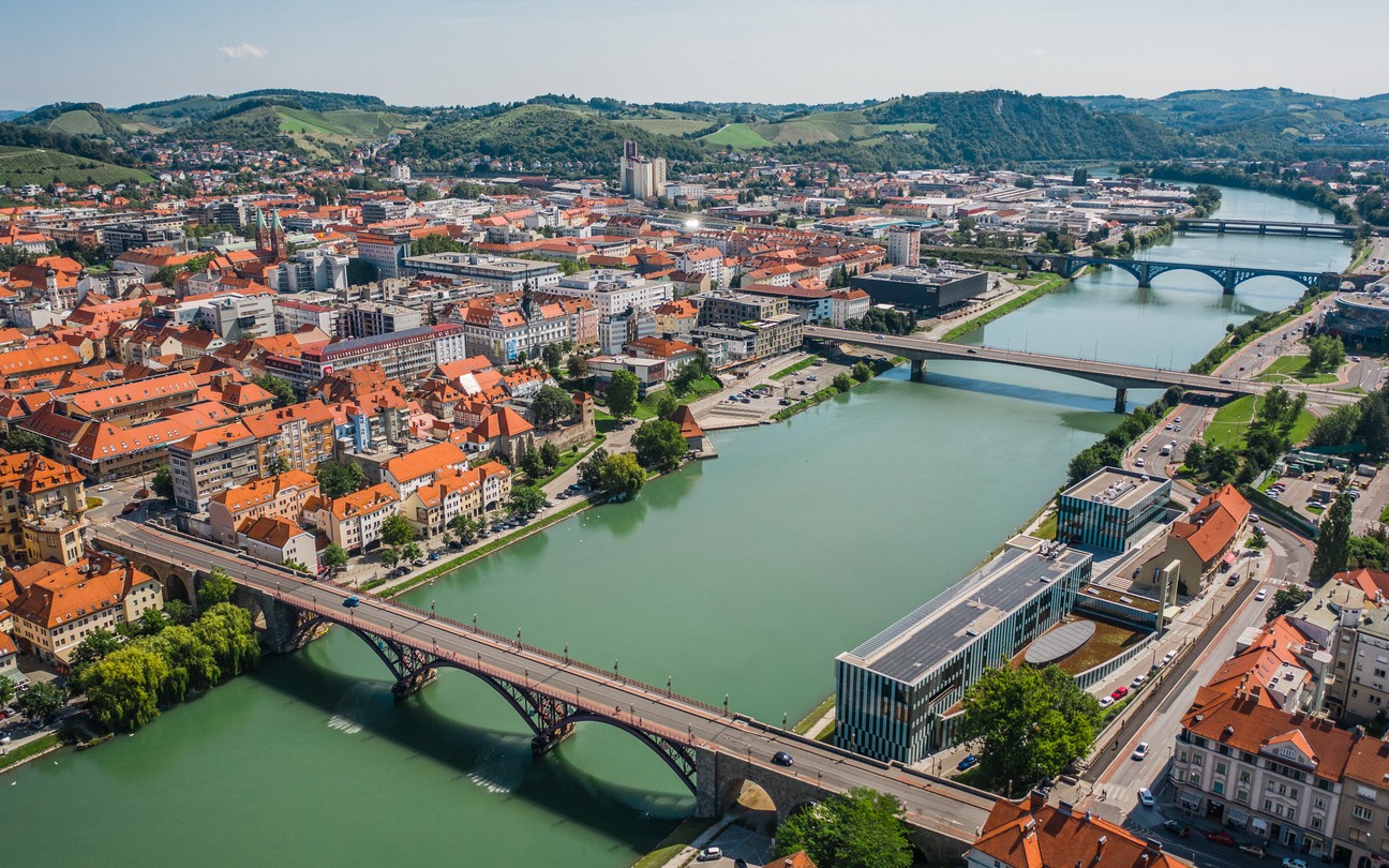 Maribor je druhé najväčšie mesto v Slovinsku. 