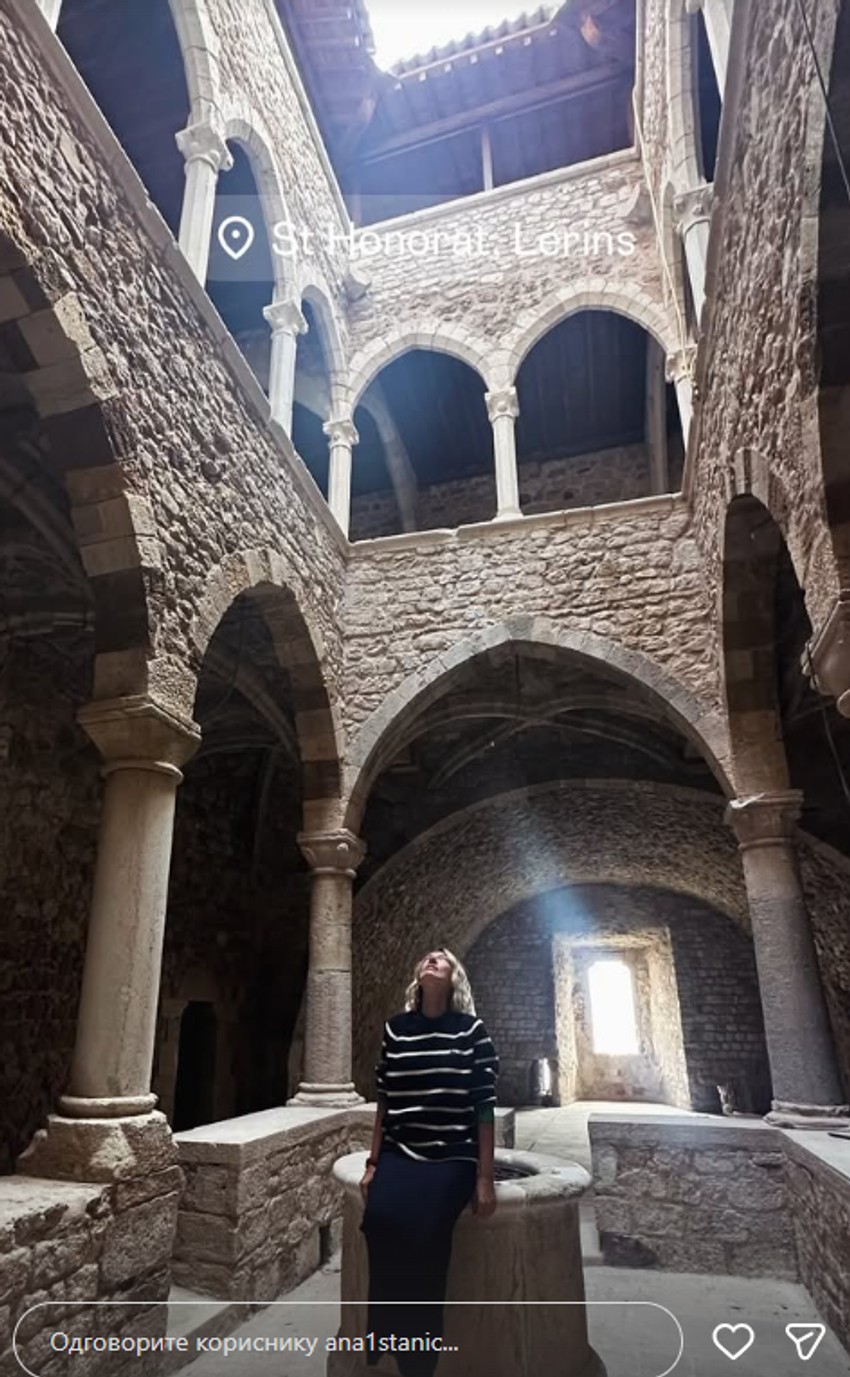 Ana Stanić objavila slike sa putovanja