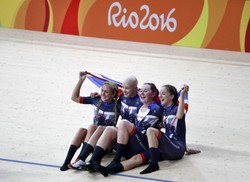 Kolejny rekord świata Brytyjek na torze kolarskim. Dyskwalifikacja Polek