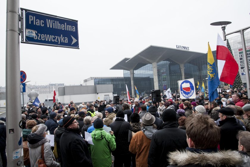 Nie dla Kaczyńskich! Protest w Katowicach