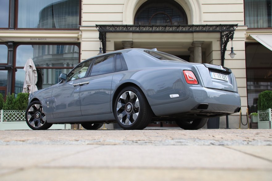 Rolls-Royce Phantom (2022, VIII Series II)