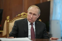 Putin: Francję i Rosję łączy niepokój z powodu sytuacji w sferze bezpieczeństwa w Europie