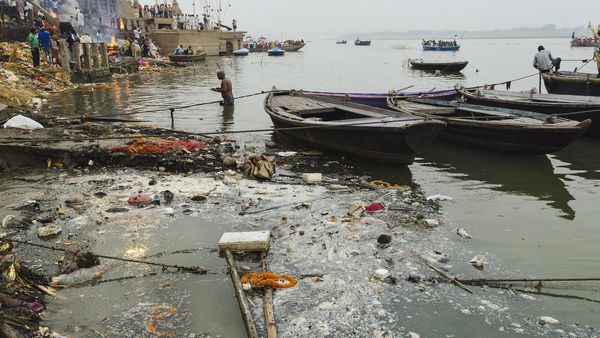 Contaminating Ganges of Varansi, India.