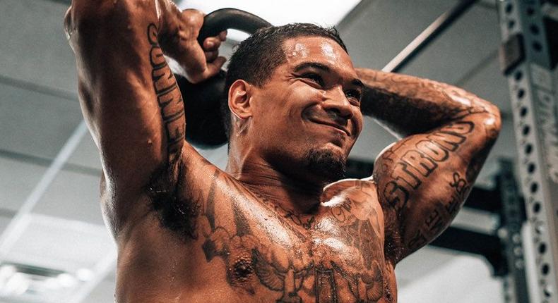 James Conner Looks Shredded in New Training Pics