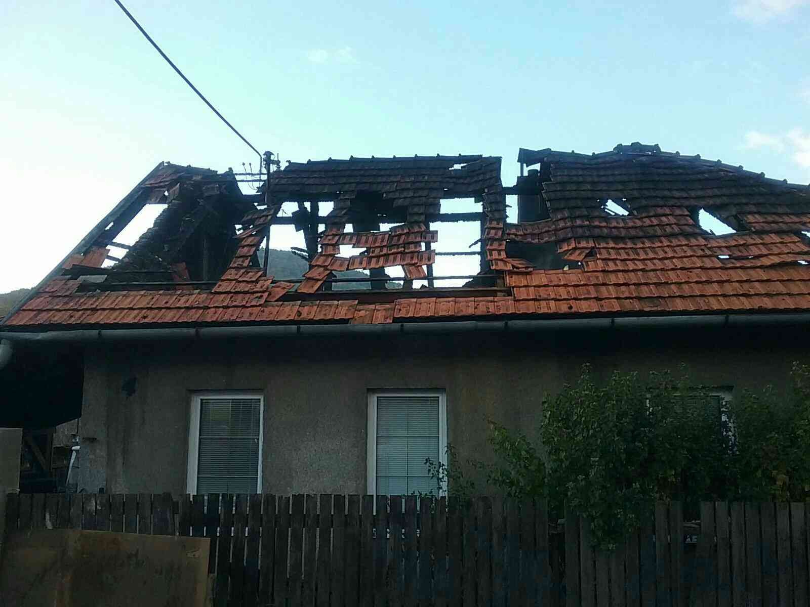 Požiar pripravil o domov otca s dvomi synmi. 