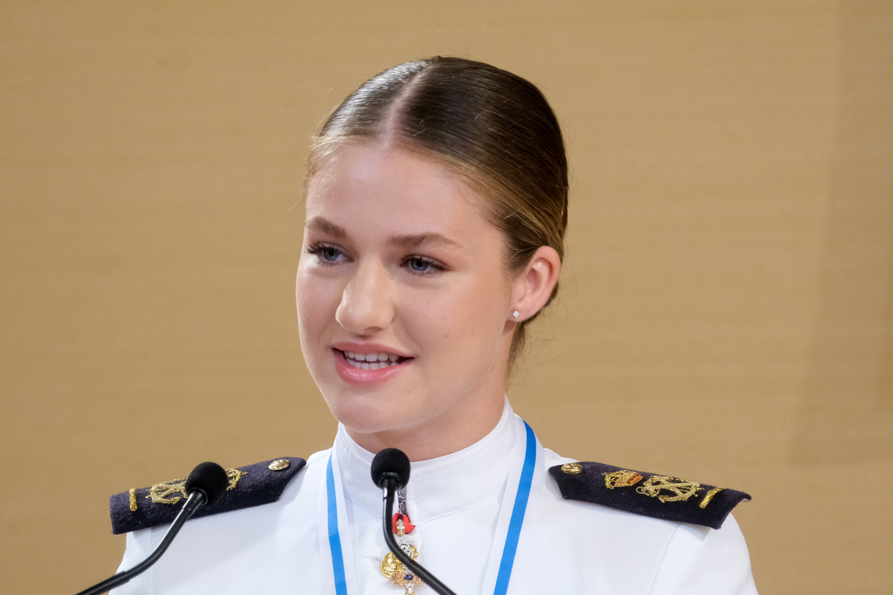 Princesa Leonor recibe Gran Cruz del Mérito Naval