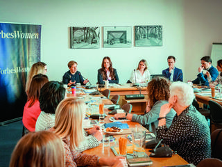 Spotkanie prowadziła redaktorka naczelna „Forbes Women” Aleksandra Karasińska.