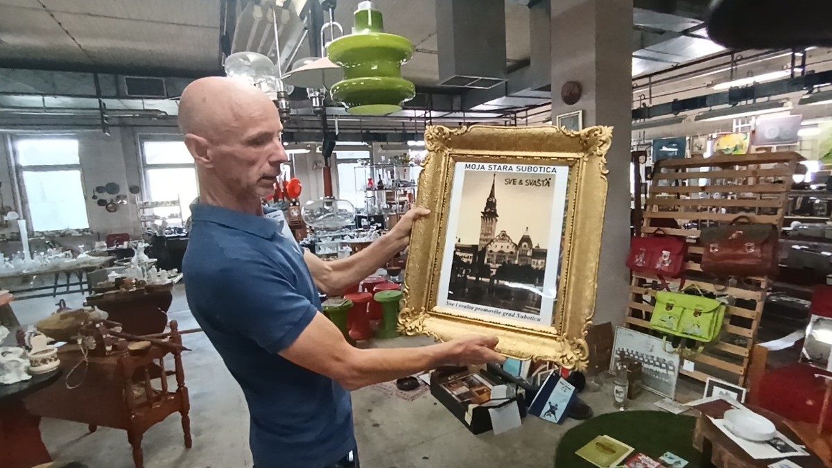Dragan Čovčić, vlasnik antikvarnice "Sve Svašta"