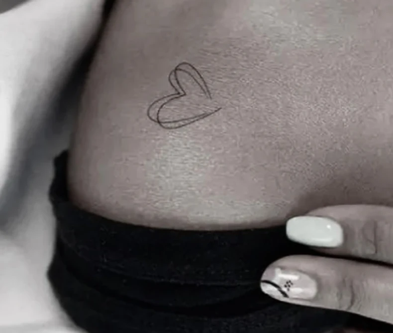 Emina Jahović, objava