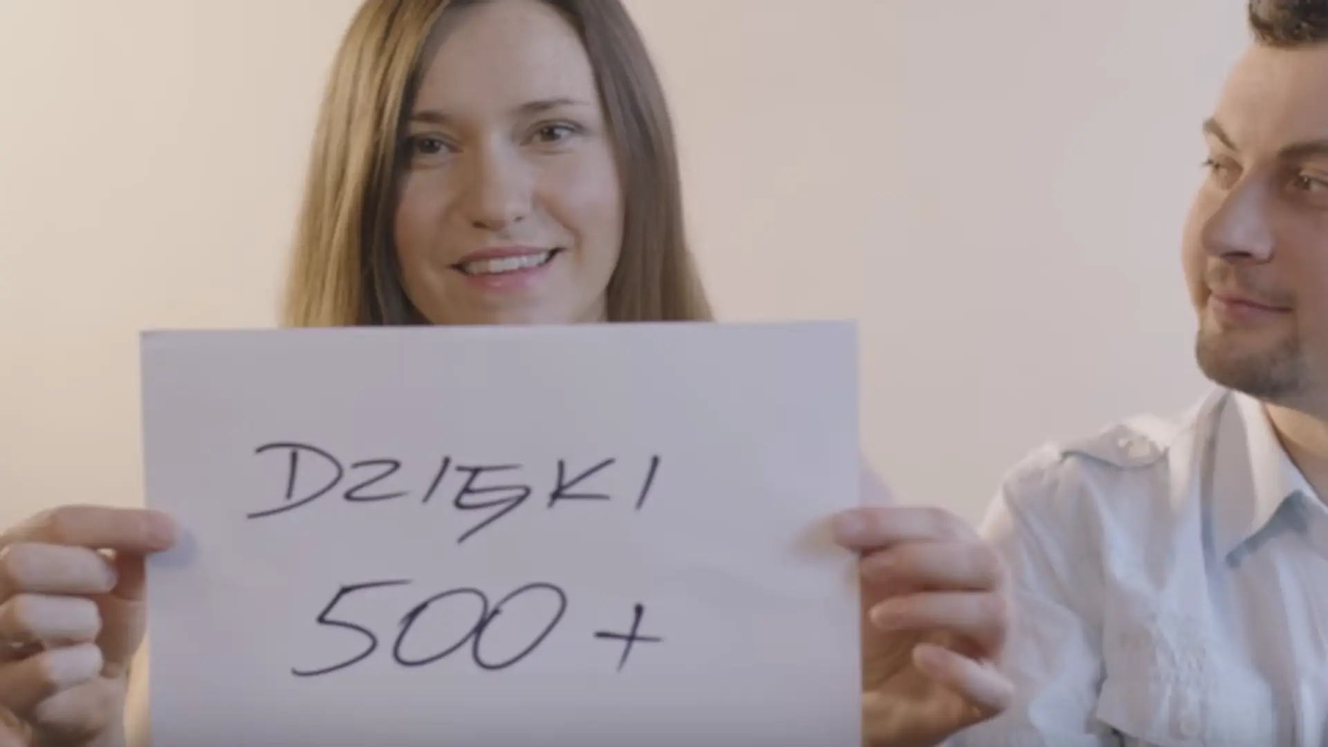 Co można mieć za 500+? Rządowe spoty pokazują życie rodzin