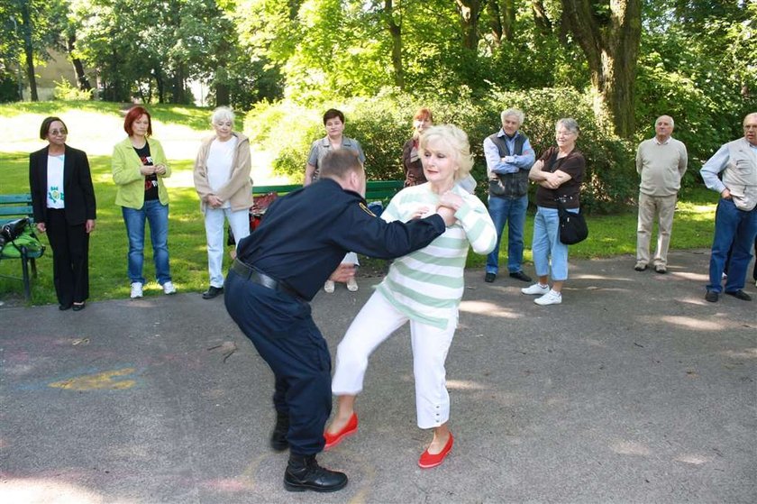 Oto waleczne emerytki! Drżyjcie bandziory!