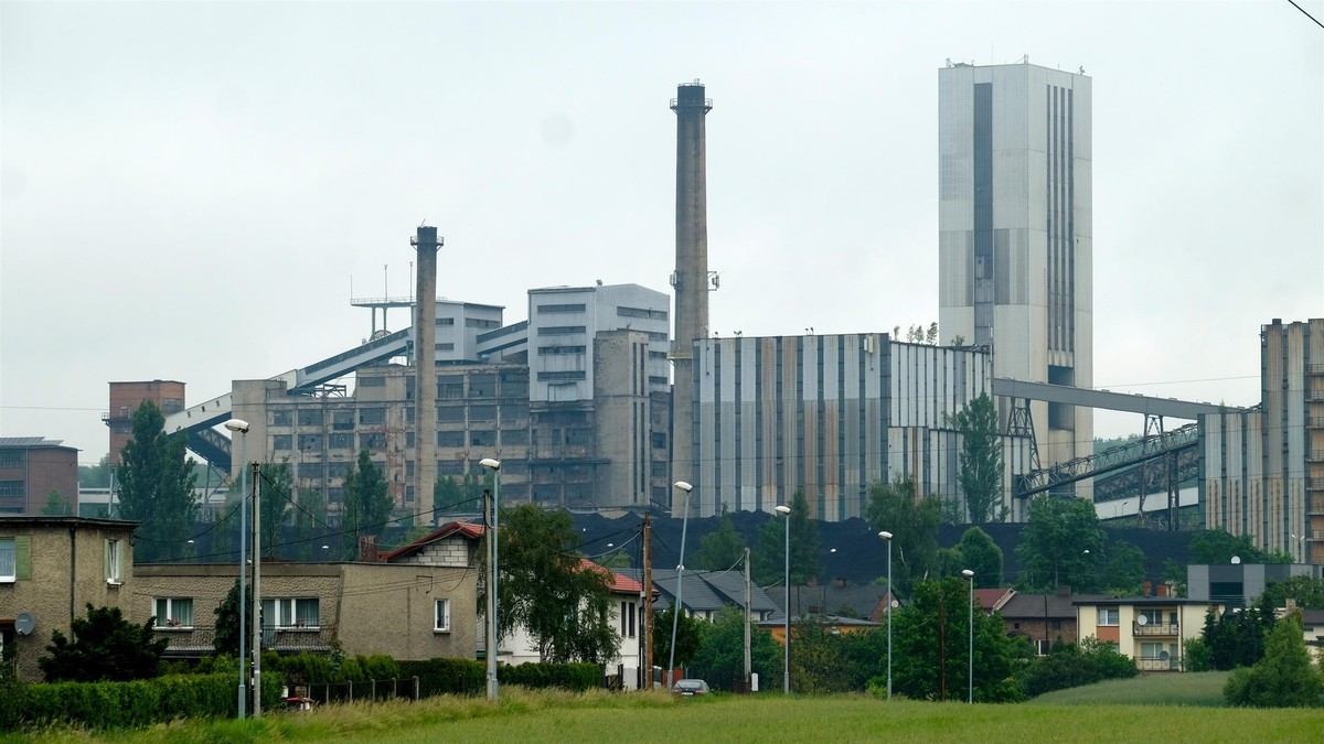 Shock at the Halemba mine. Two miners wounded