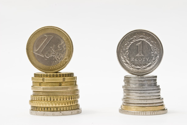 Kurs euro do złotego może osiągnąć w lipcu poziom 4,59