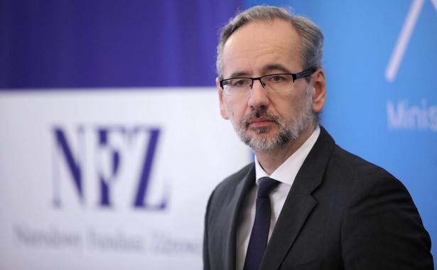 Warszawa, 10.01.2020. Prezes NFZ Adam Niedzielski podczas briefingu prasowego w sprawie wyceny świadczeń w zakresie psychiatrii dzieci i młodzieży, 10 bm. w Ministerstwie Zdrowia w Warszawie. (ls/doro) PAP/Leszek Szymański