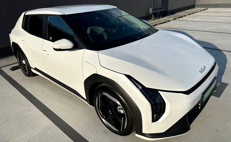 Nowa Kia EV4