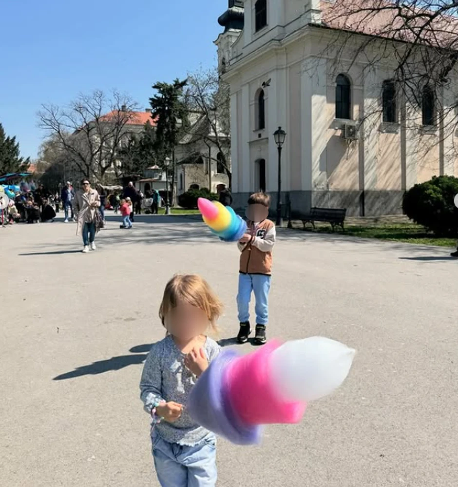 Miljana Gavrilović sa decom