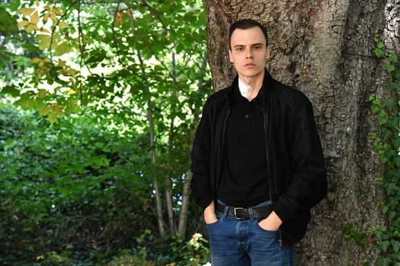 NAKON RAZVODA OTIŠAO NA SELO I POVEO ĆERKU Miodrag Dragičević pokazao kako provodi vreme u prirodi: Prizor oduševio