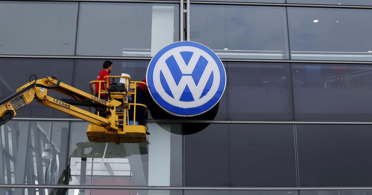 Realizuje się czarny scenariusz. Niemcy zamykają największe fabryki