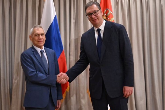 Vučić se danas sastaje sa Bocan - Harčenkom