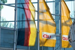 Szykuje się wyborczy thriller w Niemczech. Chadecy mocno finiszują [SONDAŻ]