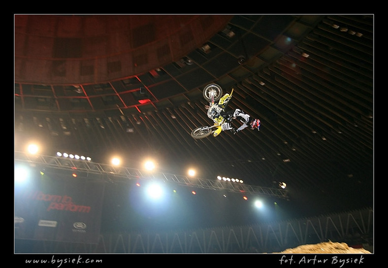 DIVERSE Night of the Jumps - fotografował Artur Bysiek