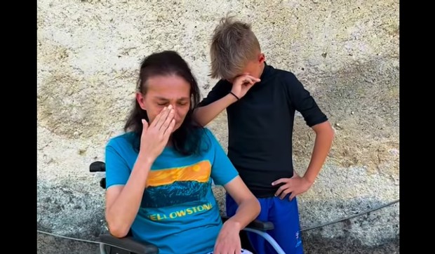 Mali Alem i njegova majka