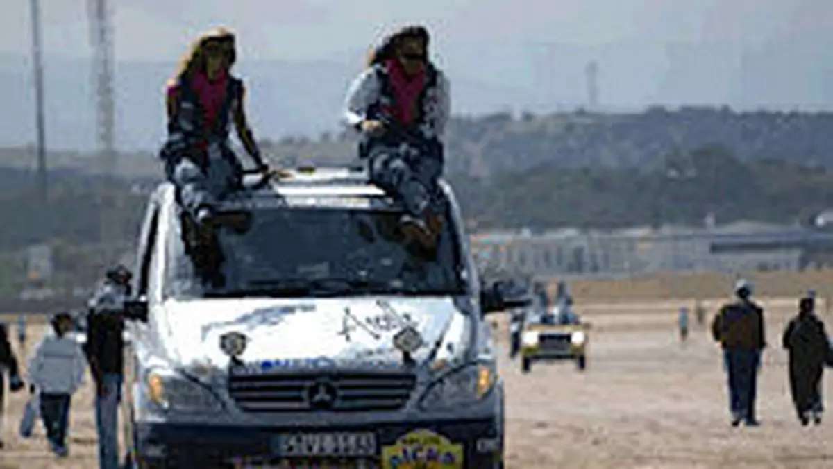 Mercedes: Rajd Aiche des Gazelles - panie zdobyly Maroko