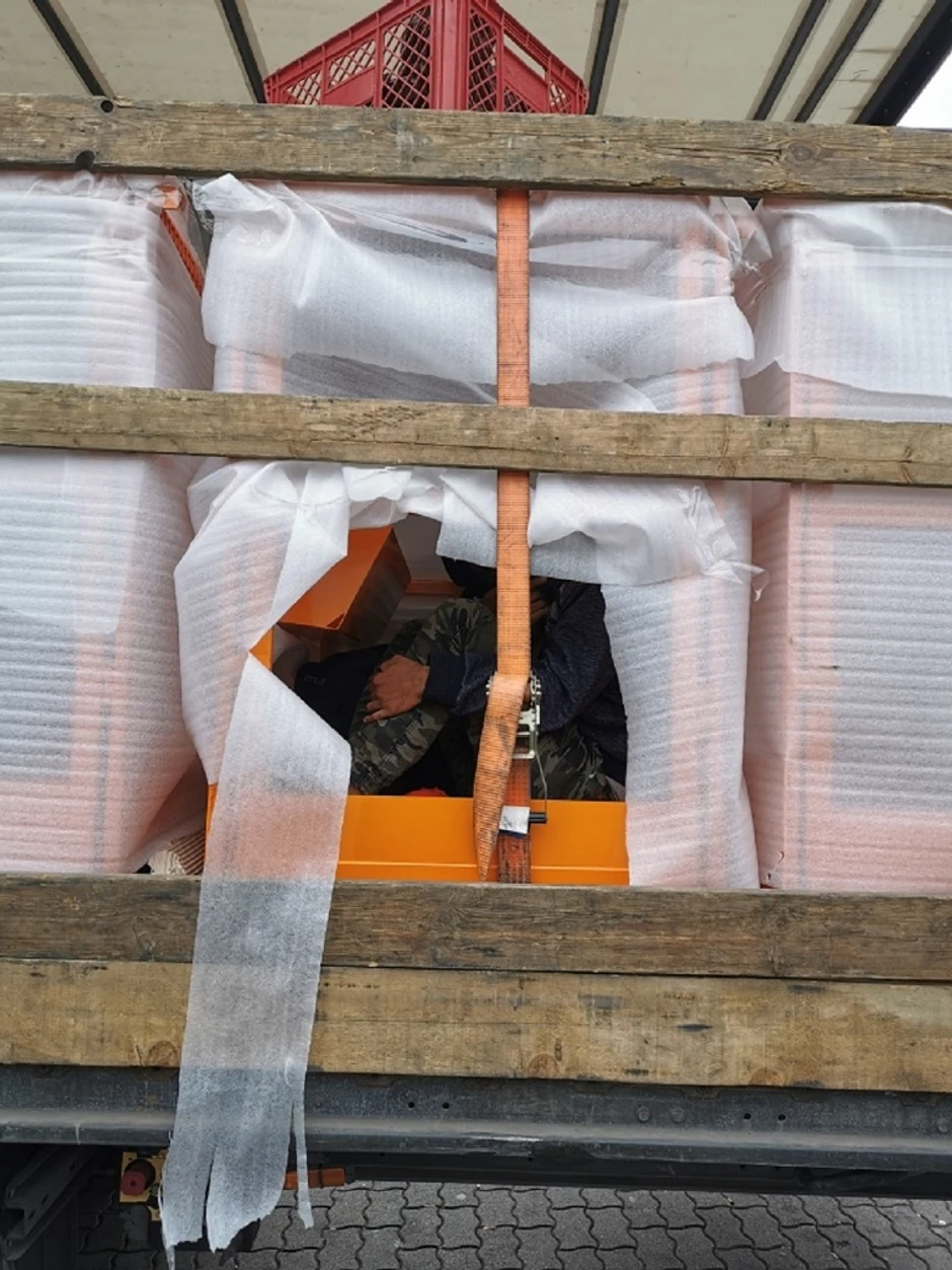 Tovar sigurnosnih kaveza