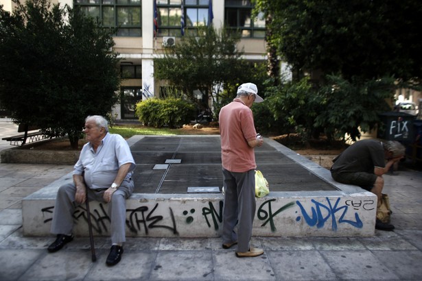 Grecy w ateńskiej dzielnicy Monastiraki