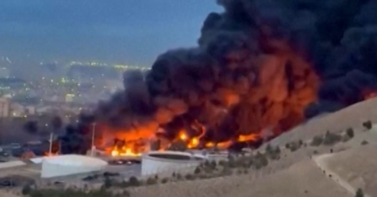 Izrael bombardował mocniej niż to ustalono. USA pytają: WTF?!