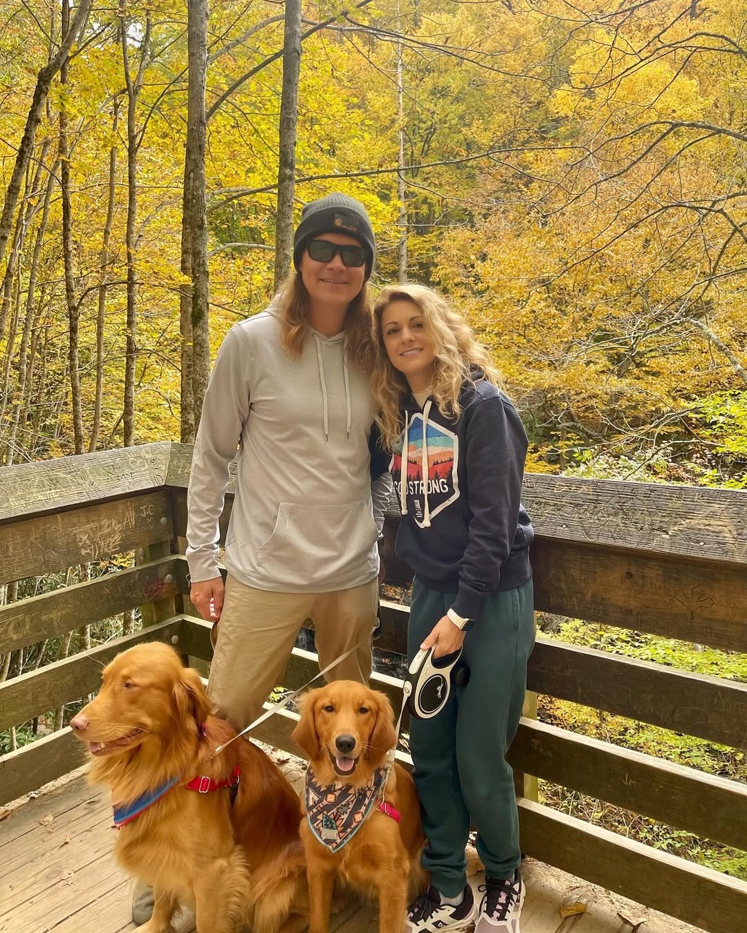 Americký hudobník Brad Arnold.