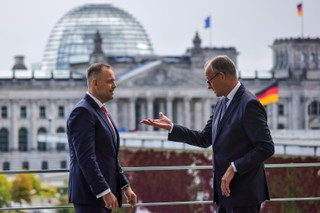 Sikorski skrytykował wyjazd do Berlina Nawrockiego: Prezydent złamał konstytucję