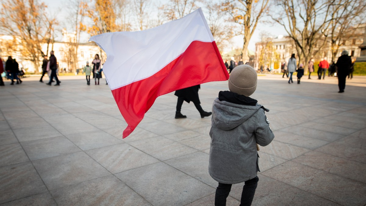 Majówka 2022. Czy 2 maja jest dniem wolnym od pracy? Czy sklepy będą otwarte?