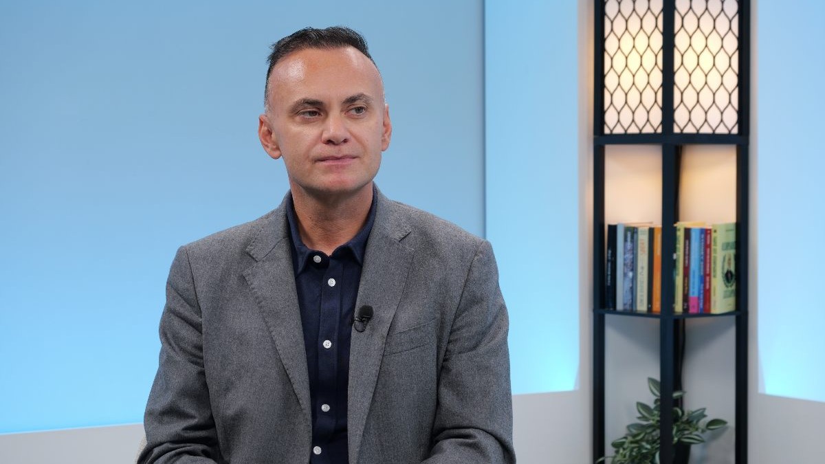 HPV: O grijă-n minus. Ține VIITORUL sub control! „Cel puțin 80% dintre tineri au măcar un episod de HPV”. Dr. Adrian Marinescu, despre vaccinul anti-HPV