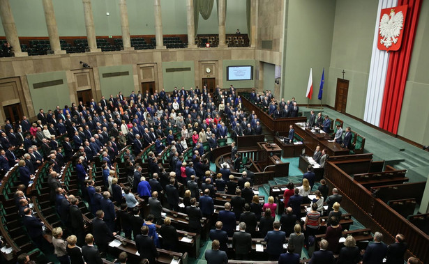 Ustawa o policji trafi do komisji. Projekt poparło tylko Prawo i Sprawiedliwość