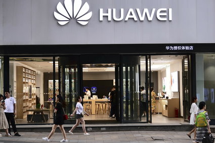 Analiza CV pokazuje związki Huawei z wojskiem i wywiadem