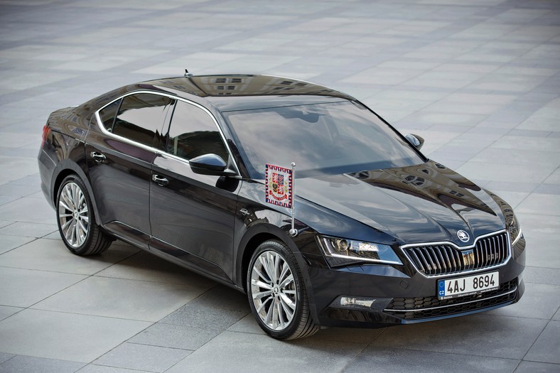 Prezydencka Skoda Superb