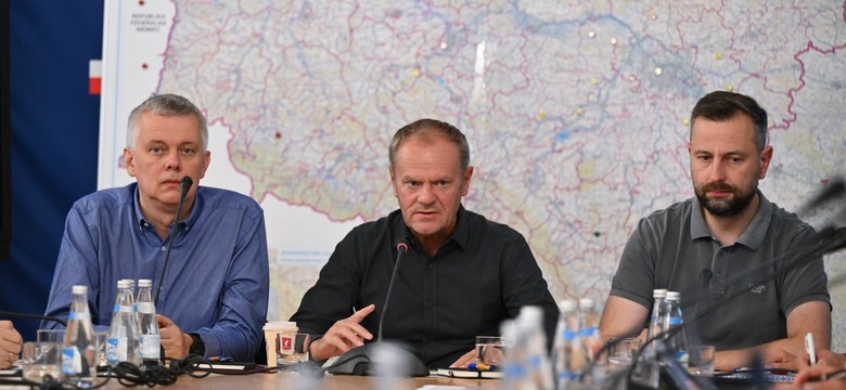 Krytyka rządu Donalda Tuska podczas powodzi jest uzasadniona? Polacy podzieleni [SONDAŻ]