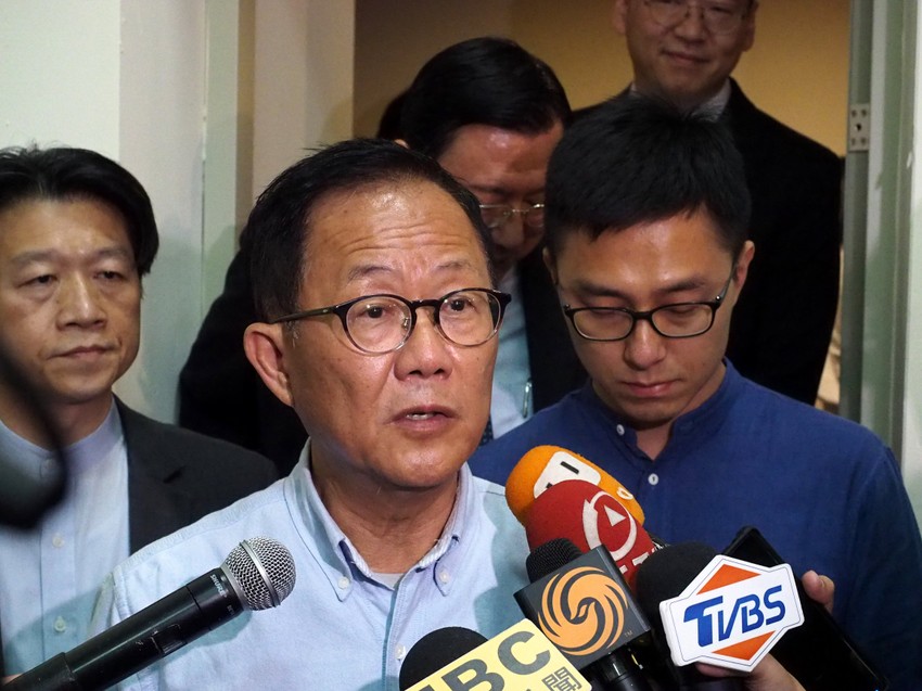 Glavni kandidat opozicione KMT Ting Šou Čung