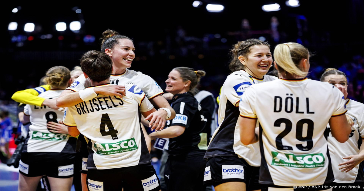 Duitsland-schakelt-wereldkampioen-Frankrijk-uit-en-bereikt-WK-finale