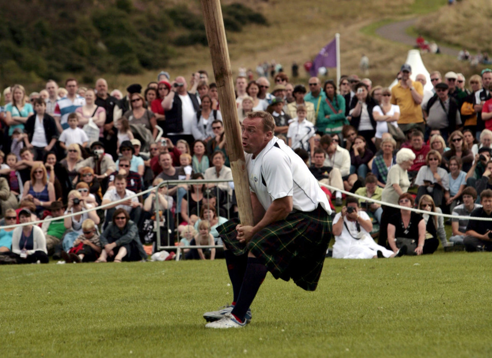 BRITAIN SCOTLAND CLANS