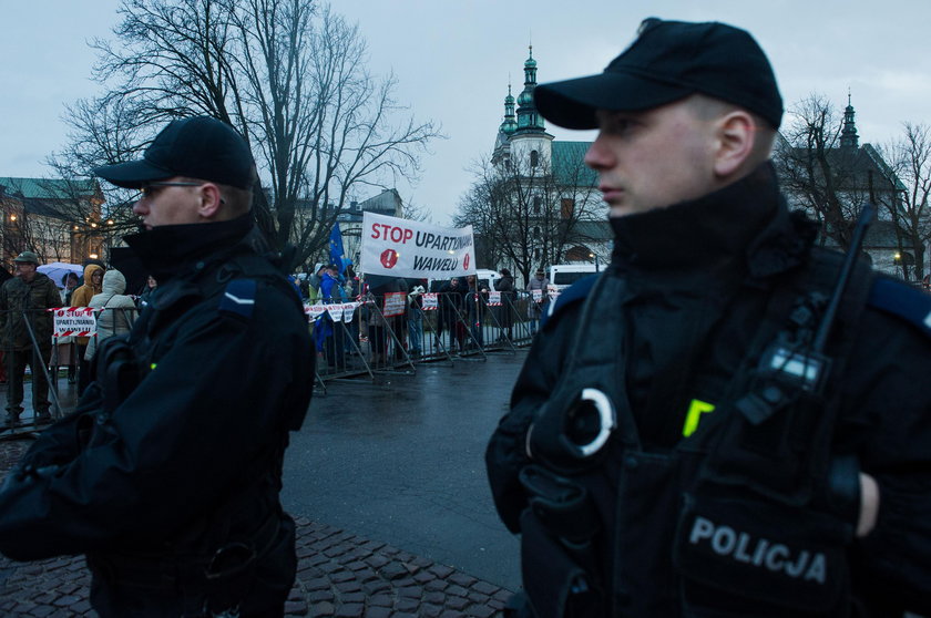 Protest pod Wawelem