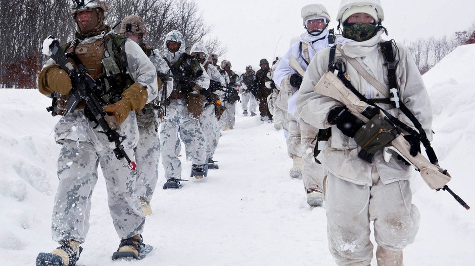 Amerykańscy Marines podczas zimowych ćwiczeń