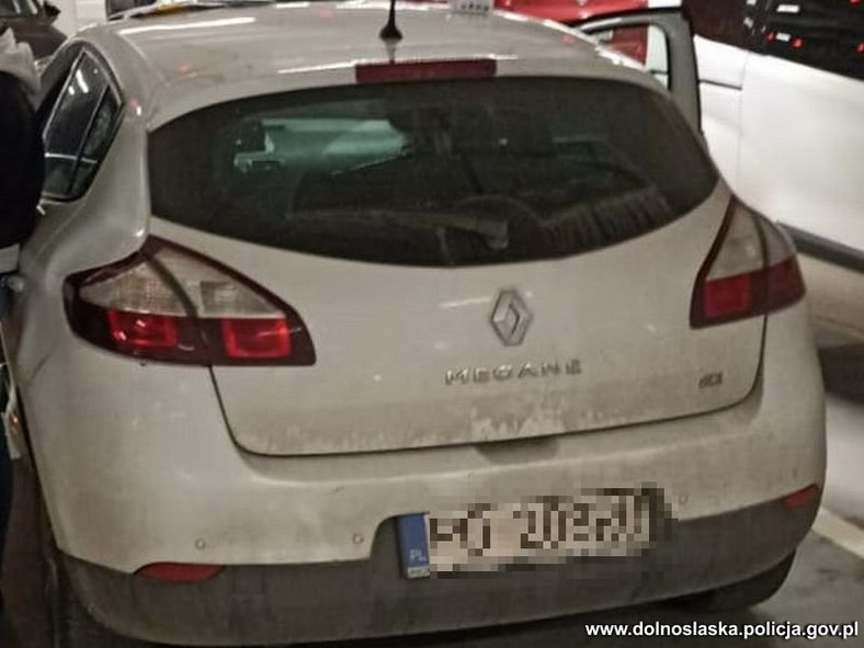 Samochód odzyskany przez policjantów z Wrocławia