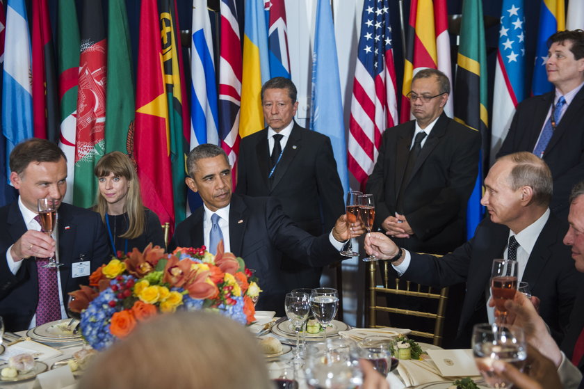 Komorowski chłodno o spotkaniu Duda-Obama