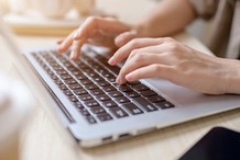 Praca zdalna po nowemu: firmy cicho wycofują się z elastyczności