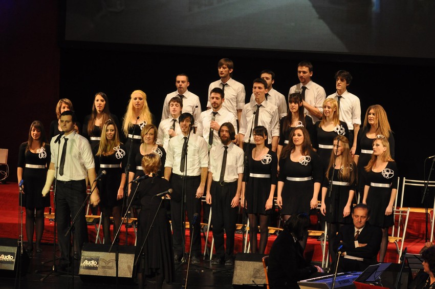 U revijalnom delu Mokranjčevih dana nastupiće "Viva voks"