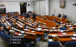 Politycy wybuchli śmiechem. Niecodzienna sytuacja podczas obrad Senatu [WIDEO]