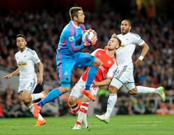 Liga angielska: Fabiański bohaterem meczu z Arsenalem. WIDEO