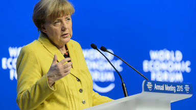 Merkel w Davos: działania EBC nie mogą przesłaniać potrzeby reform
